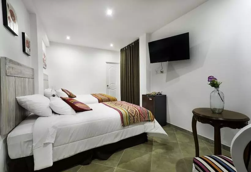 ホテル El Encanto