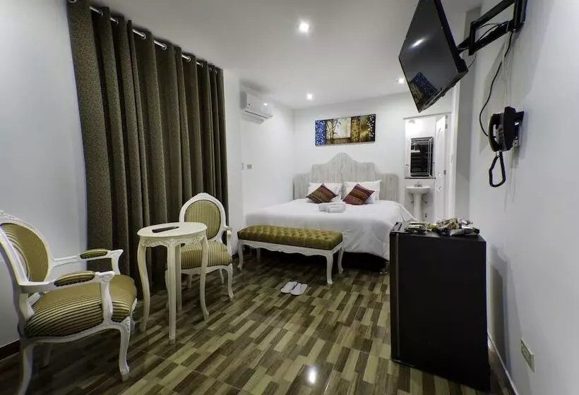 ホテル El Encanto