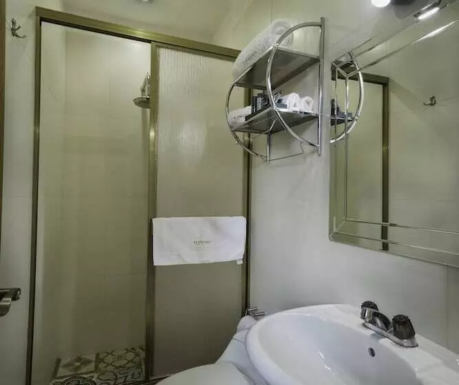 ホテル El Encanto