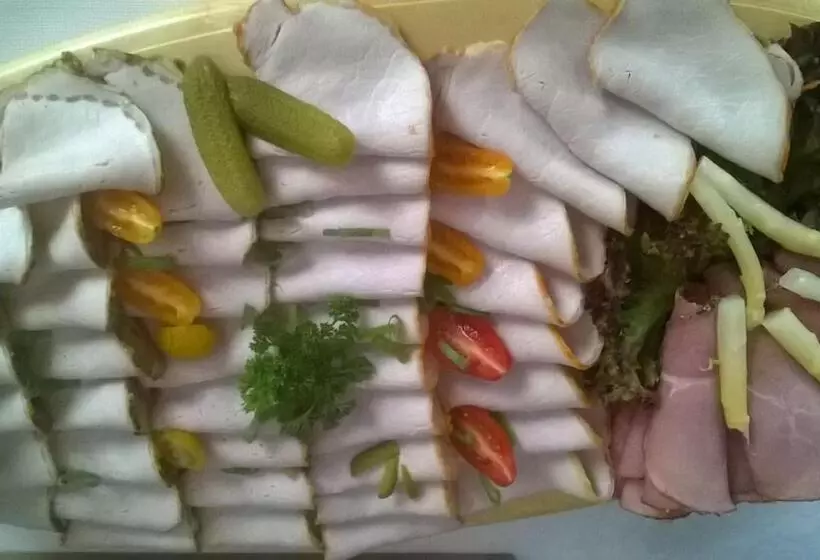 Hotelli Ferienwohnungen Niedersburger Eck