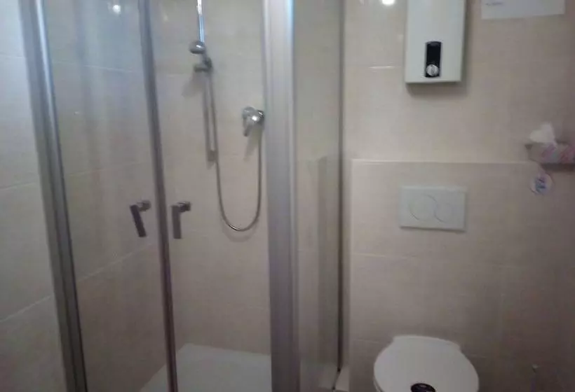 Hotelli Ferienwohnungen Niedersburger Eck