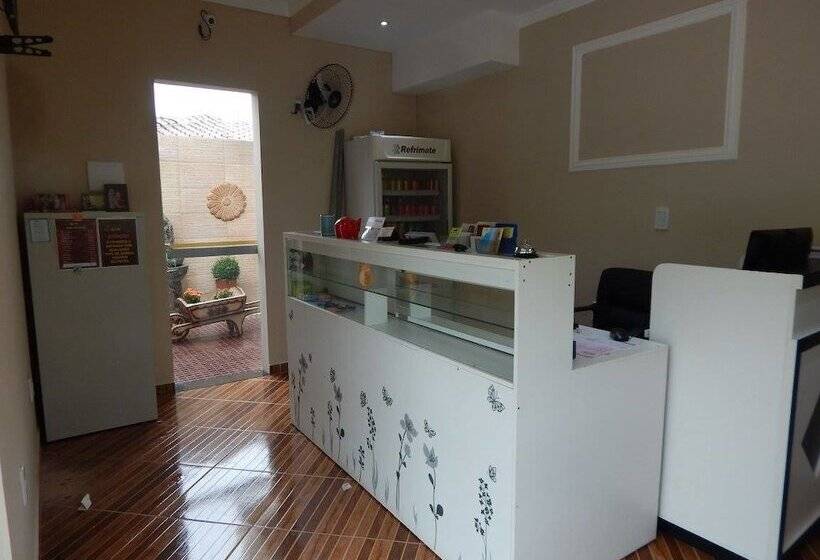 בית מלון כפרי Gold Nalva