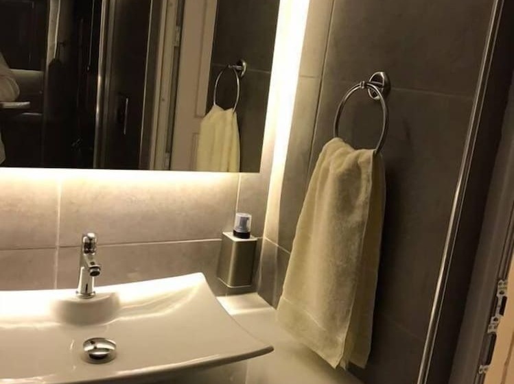 هتل Green Residence