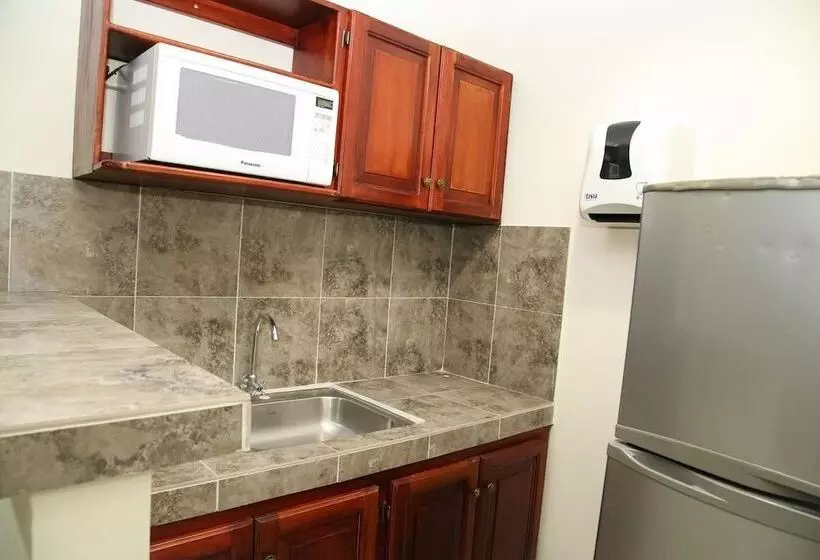 ホテル Jl Serracin Apart