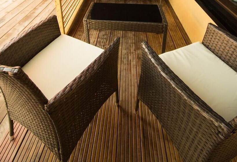 בית מלון כפרי Kovcheg