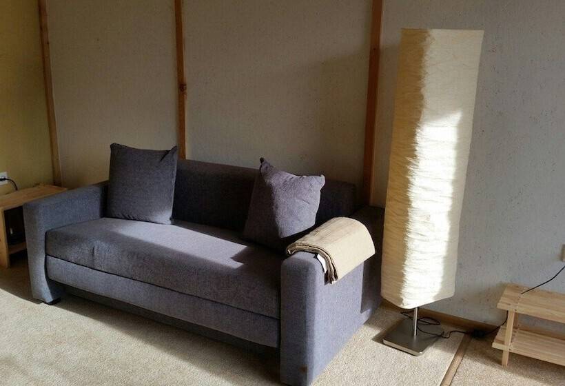 בית מלון כפרי Kovcheg