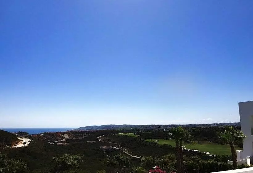 ホテル Las Terrasses De Cortesin D38