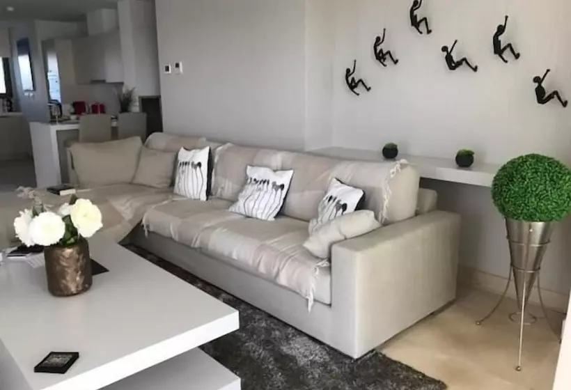 ホテル Las Terrasses De Cortesin D38