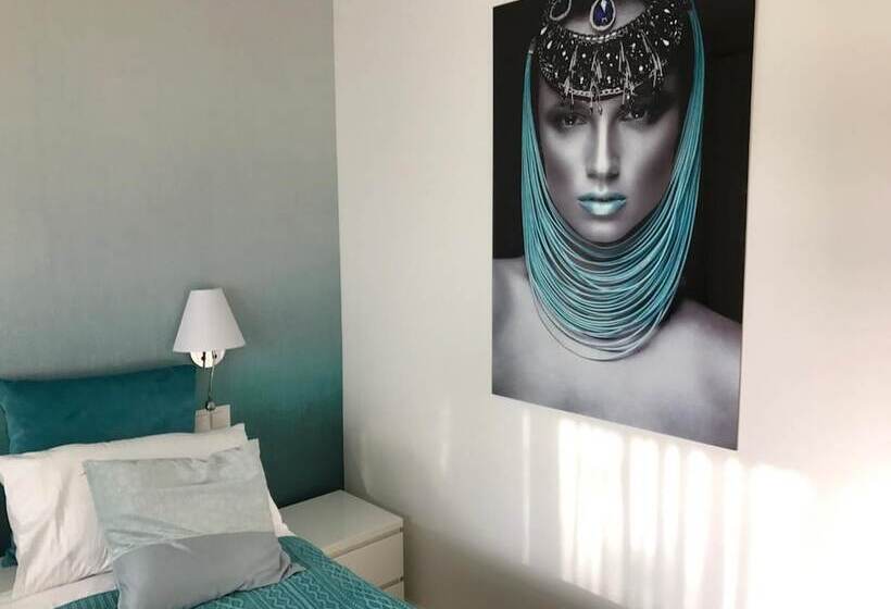 Отель Las Terrasses De Cortesin D38