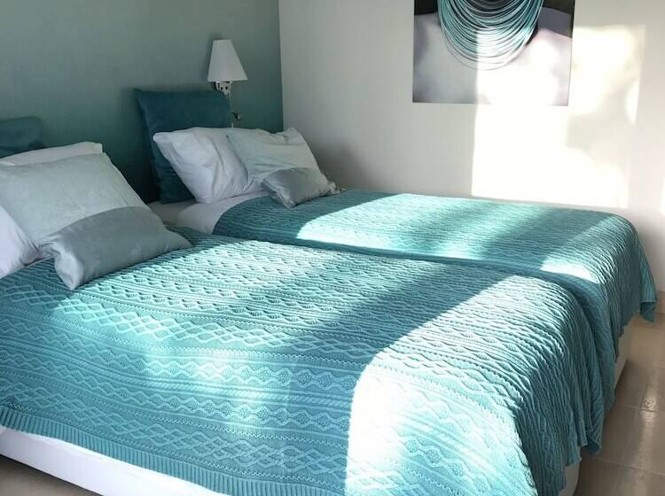 Отель Las Terrasses De Cortesin D38