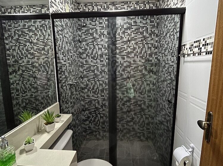 בית מלון כפרי Pousada Convés Ilha Grande