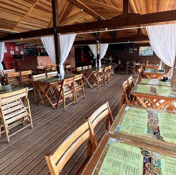 בית מלון כפרי Pousada Convés Ilha Grande