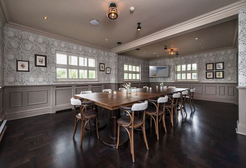 호텔 The Bulls Head