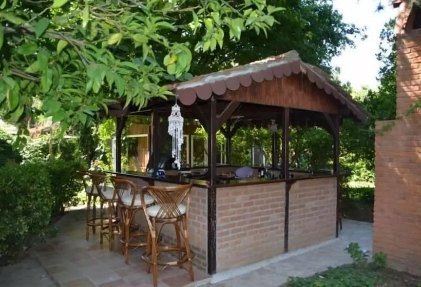 Lindos Pension