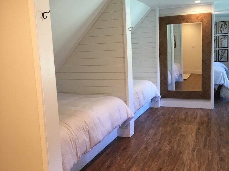 ペンション Ashling Acres