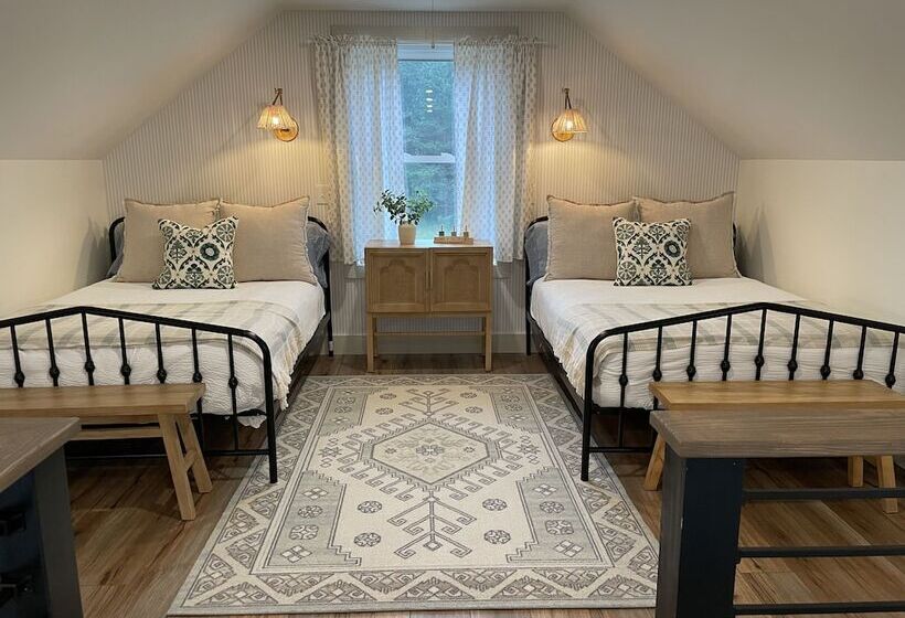 ペンション Ashling Acres