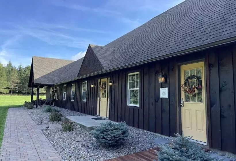 Majatalo Ashling Acres