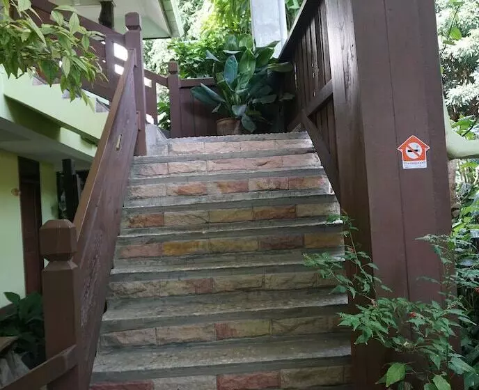 ペンション Bann Din Chiang Rai