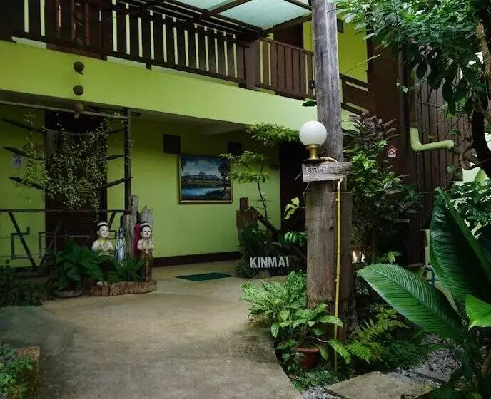 ペンション Bann Din Chiang Rai