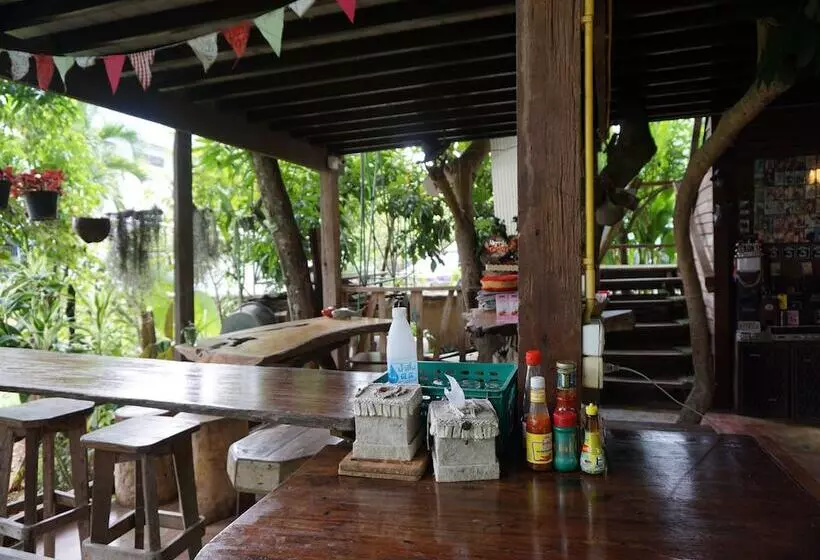 ペンション Bann Din Chiang Rai