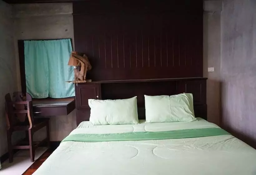 ペンション Bann Din Chiang Rai