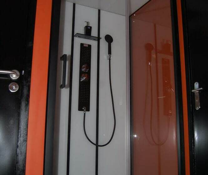 פנסיון B&b At Spa Villa