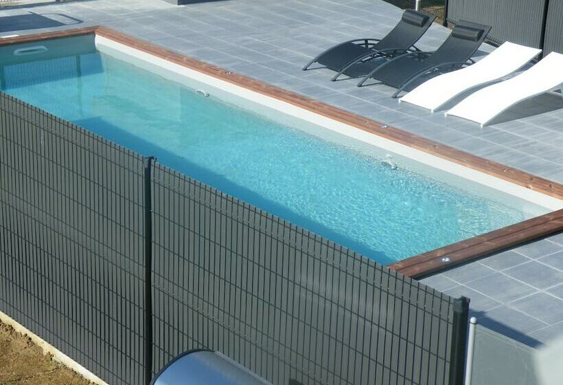 פנסיון B&b At Spa Villa