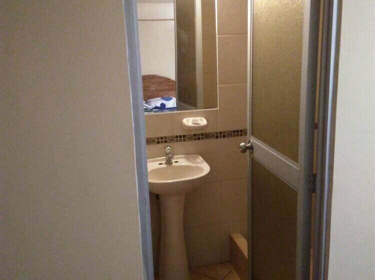 펜션 Huaypo House & Lodging