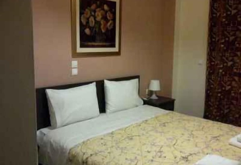 פנסיון Nefeli Guesthouse