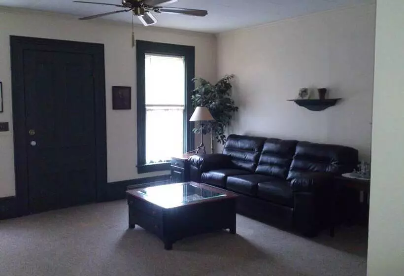 Majatalo Victory Place