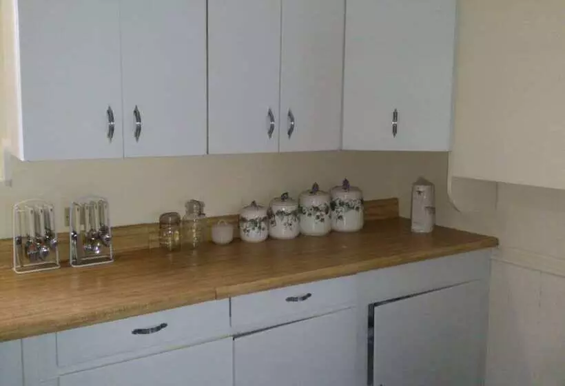 Majatalo Victory Place