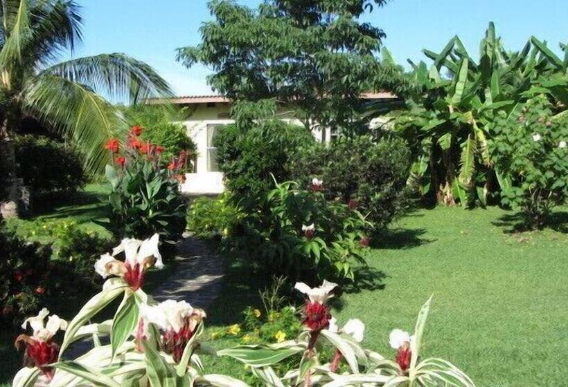 تختخواب و صبحانه Cabanas Los Colibris