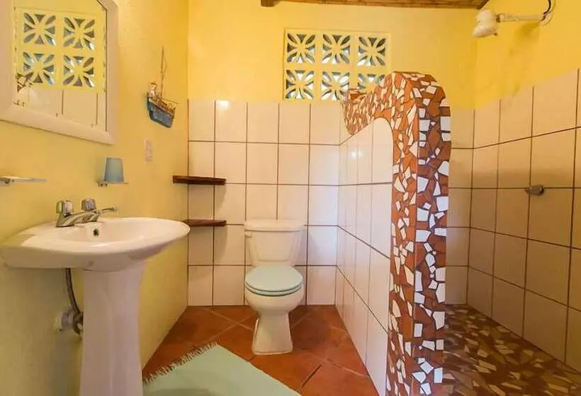 ベッドアンドブレックファースト Cabanas Los Colibris