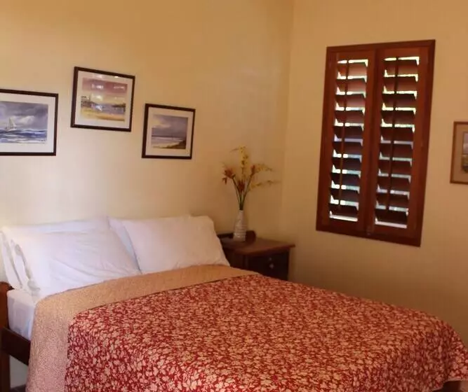 Aamiaismajoitus (B&B) The Crimson Orchid Inn At Orchid Bay