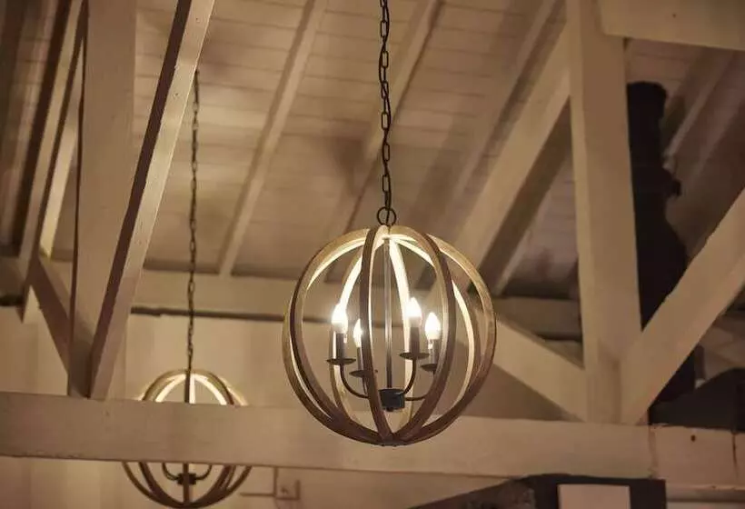 Castle Hotel By Greene King Inns