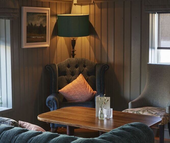 Castle Hotel By Greene King Inns