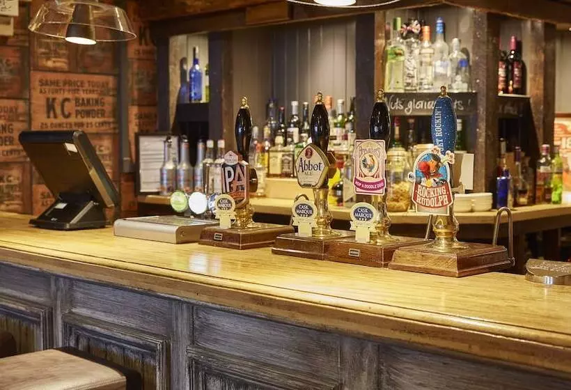 Castle Hotel By Greene King Inns