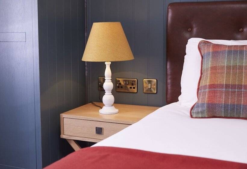 Castle Hotel By Greene King Inns