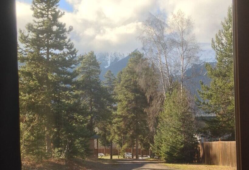 Glacier View Rv Park And Cabins