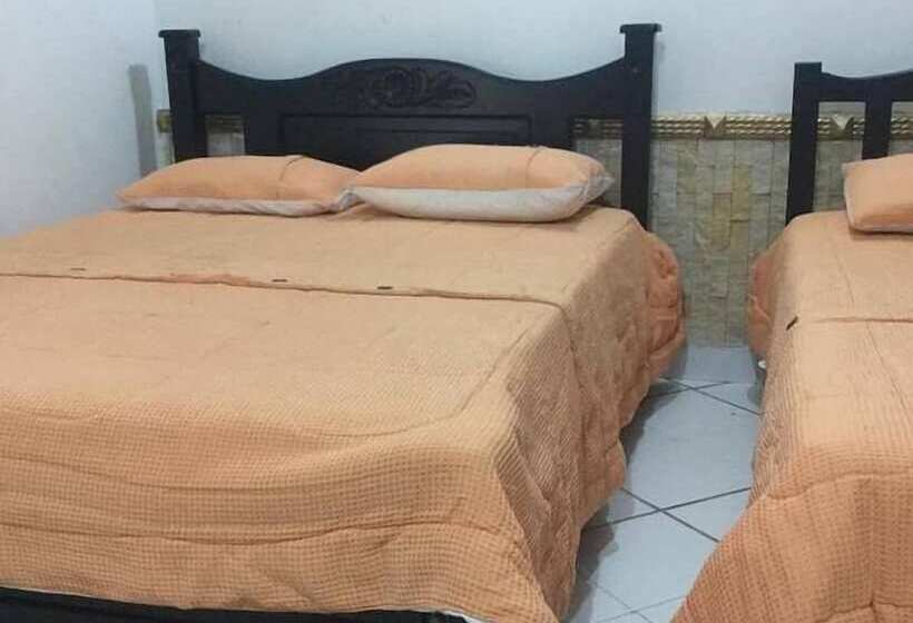Hostal Casa Morelli En Macondo