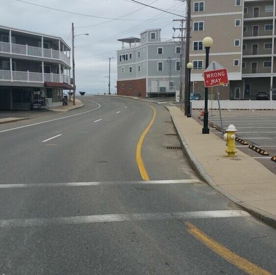 酒店 12 Ashworth Ave