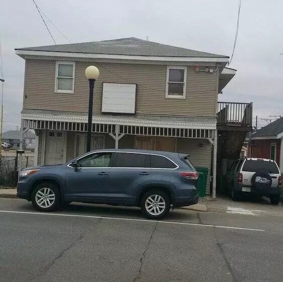 Hotelli 12 Ashworth Ave