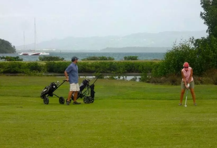 هتل Airstream Paradise