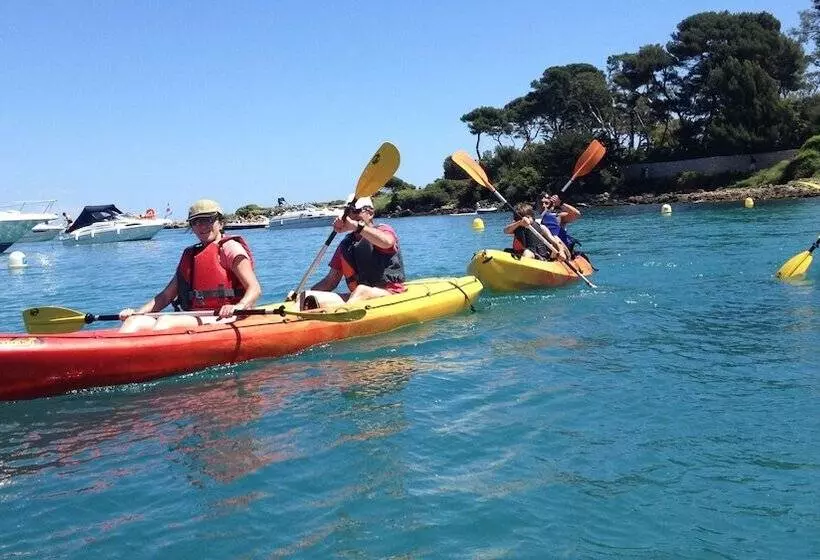 هتل Airstream Paradise