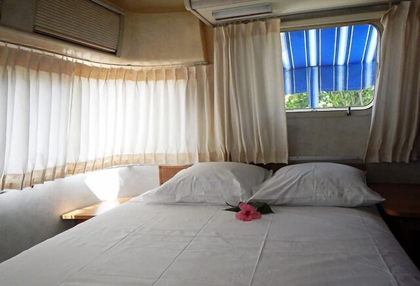 هتل Airstream Paradise