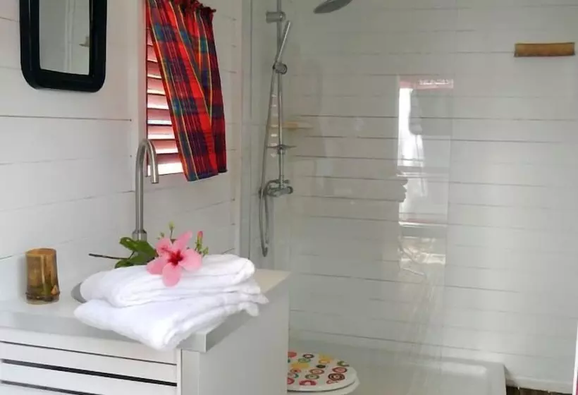 هتل Airstream Paradise