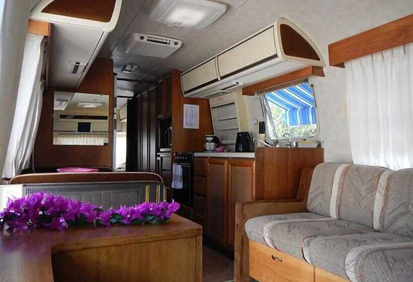 هتل Airstream Paradise