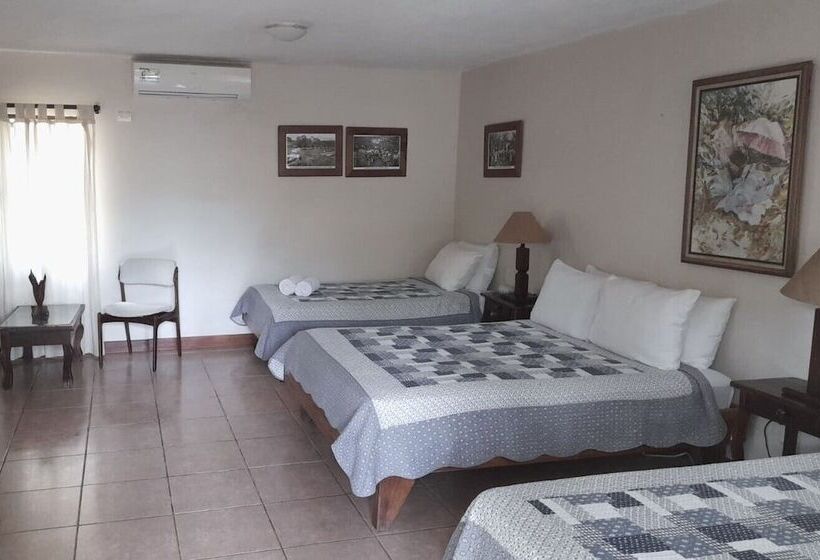 هتل Kakao Lodge & Garden Río Celeste