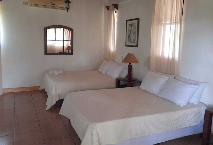 هتل Kakao Lodge & Garden Río Celeste