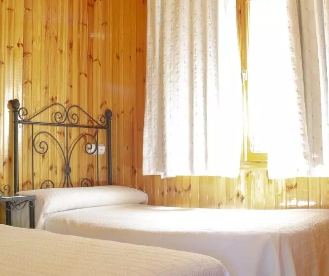 Hotelli Camping Orgiva